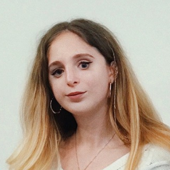 Юлия Комиссарова
